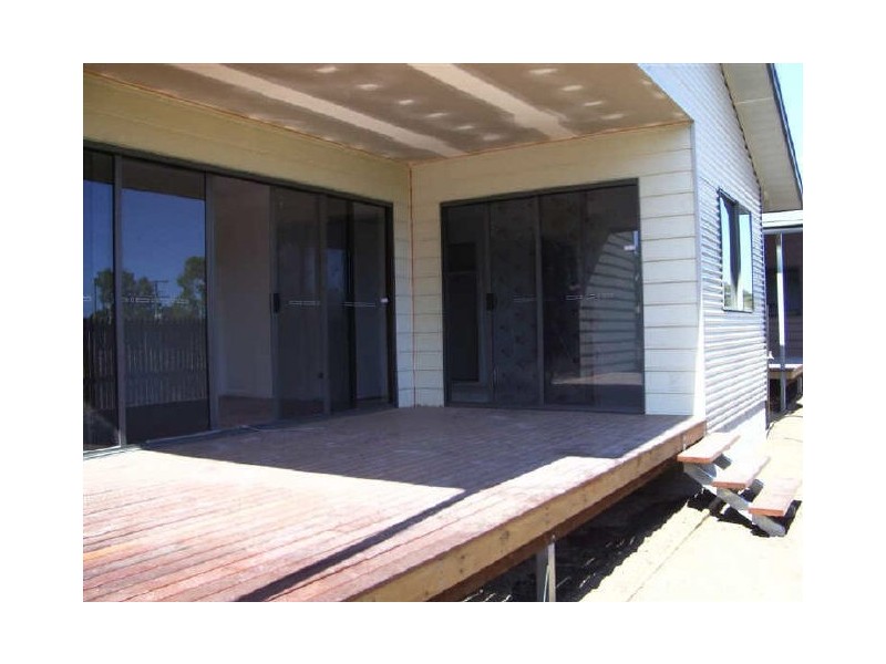 Villa 3/32 St Kilda Street, Bowen QLD 4805