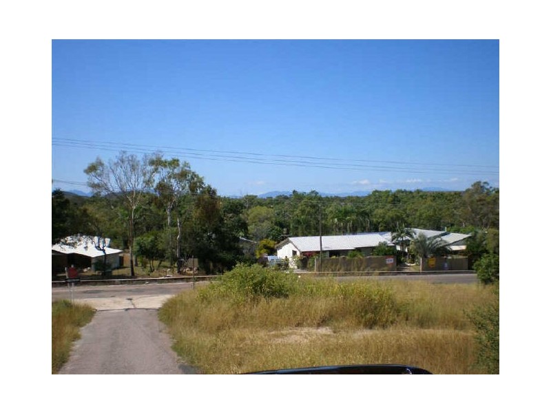 2 Craigie Court, Bowen QLD 4805