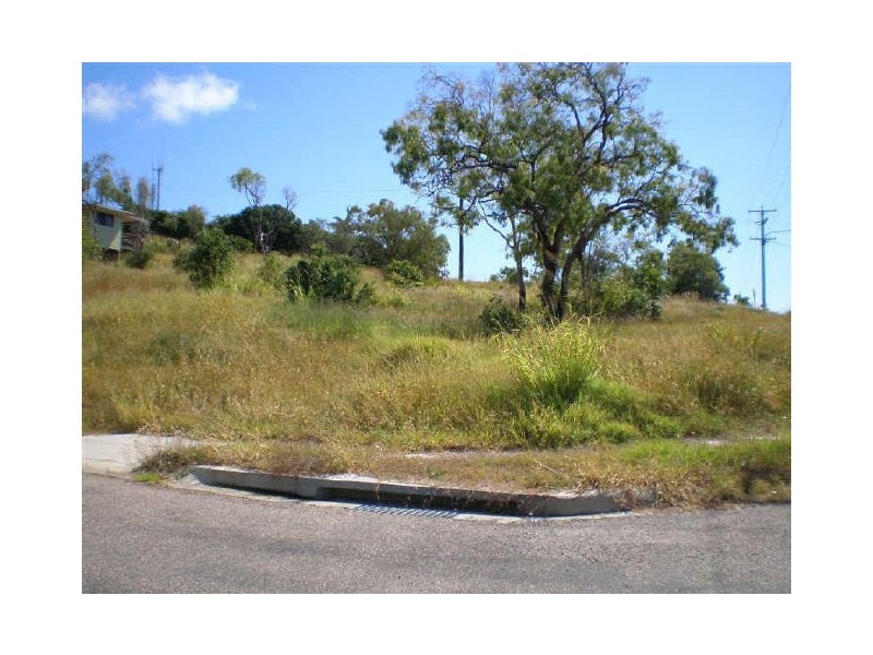 2 Craigie Court, Bowen QLD 4805