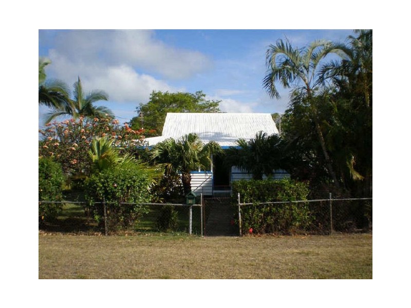 39 Gordon Street, Bowen QLD 4805