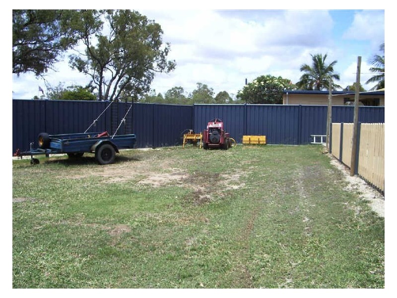 18512 Bruce Highway, Bowen QLD 4805
