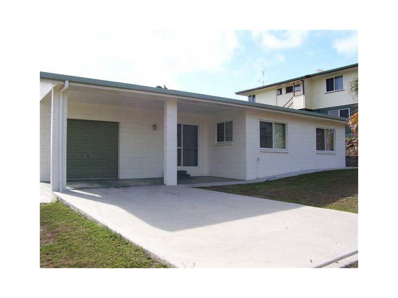84 Poole Street, Bowen QLD 4805