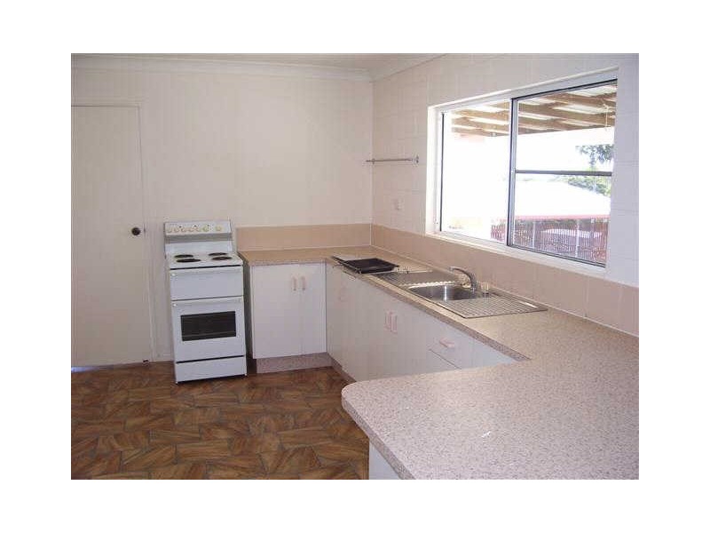 84 Poole Street, Bowen QLD 4805