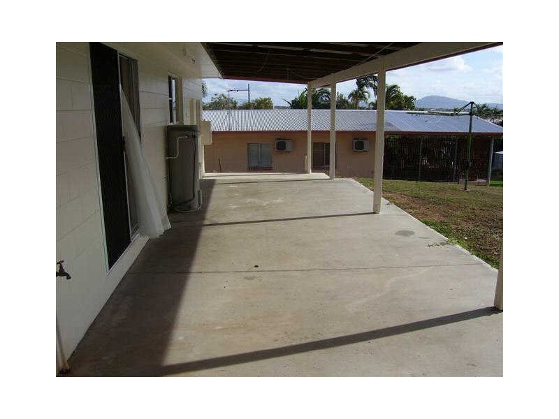 84 Poole Street, Bowen QLD 4805