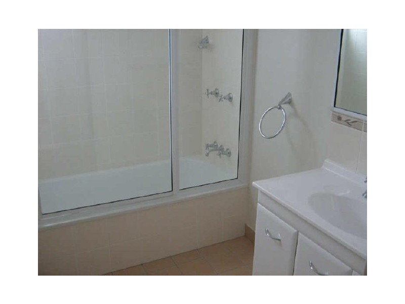 2/14 Lucinda Place, Bowen QLD 4805