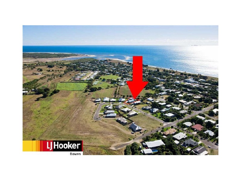 2/14 Lucinda Place, Bowen QLD 4805