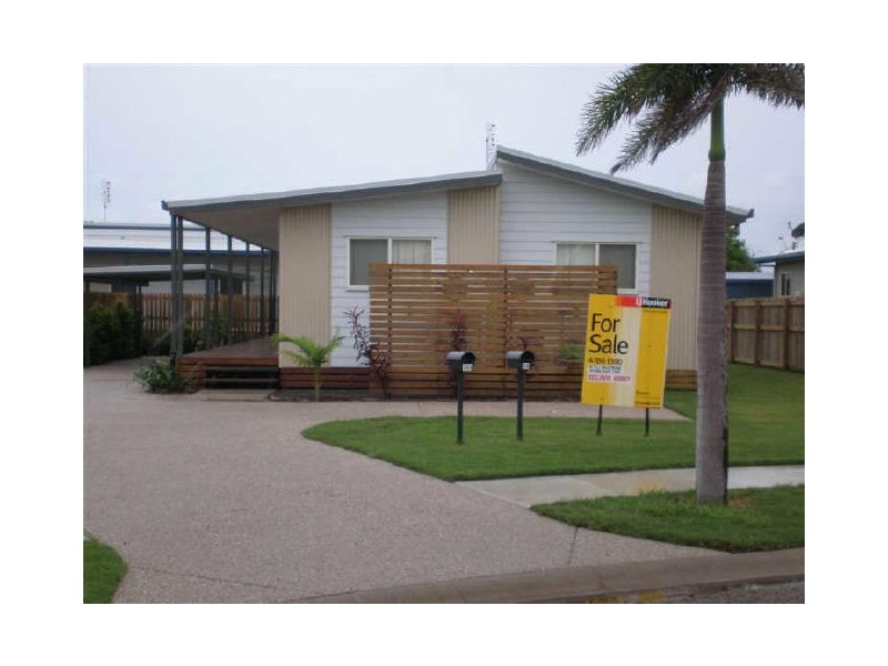 1/14 Lucinda Place, Bowen QLD 4805