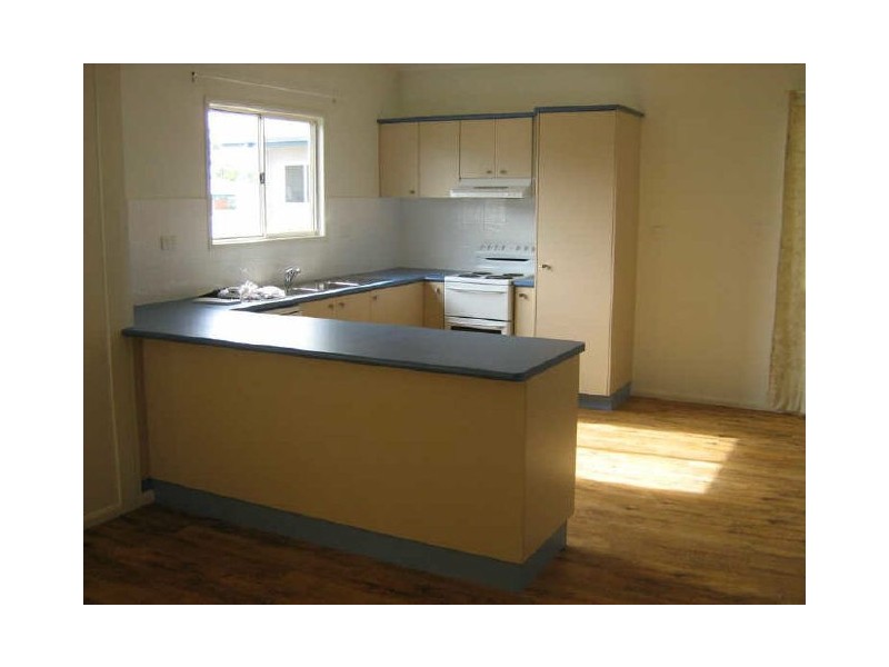 1/14 Lucinda Place, Bowen QLD 4805