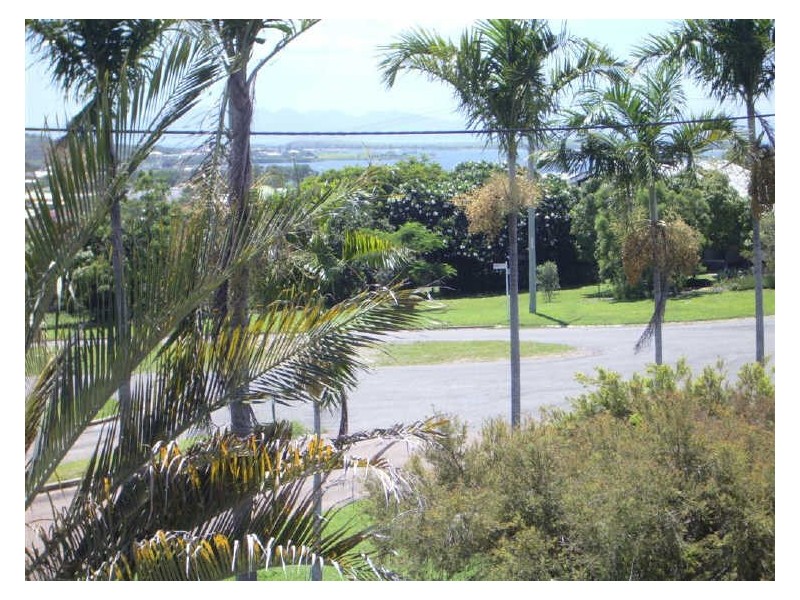 25 Mitchell Street, Bowen QLD 4805