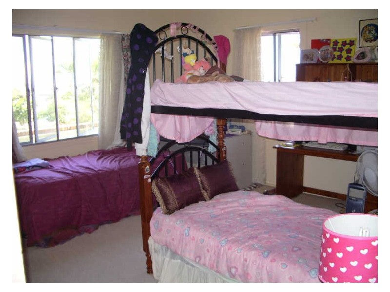 25 Mitchell Street, Bowen QLD 4805