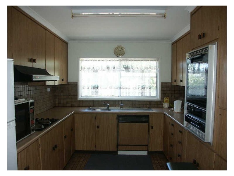 66 Hillview Road, Bowen QLD 4805