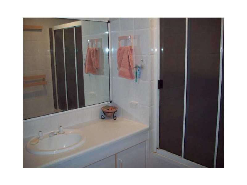 18 Daniel Street, Bowen QLD 4805