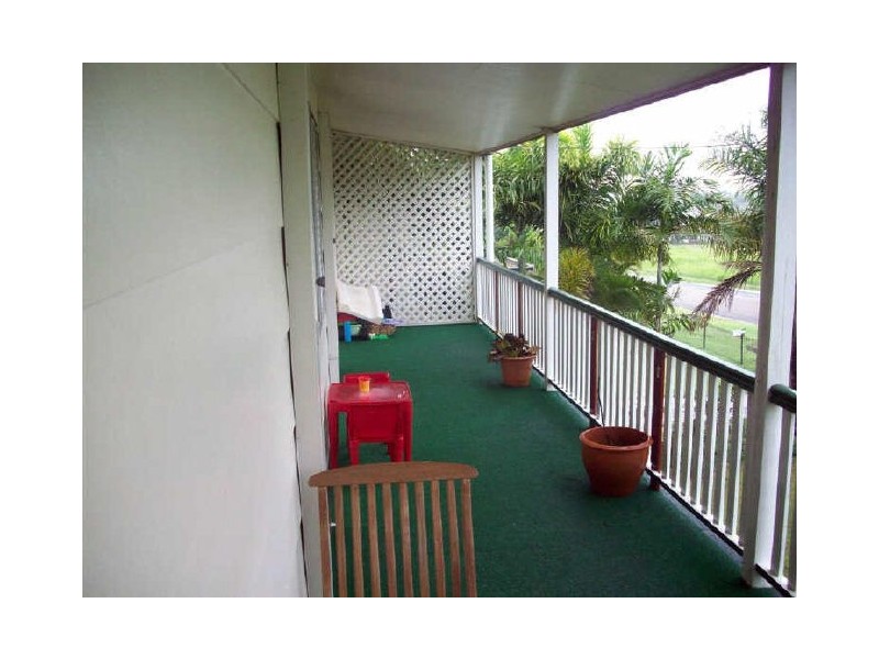 18 Daniel Street, Bowen QLD 4805
