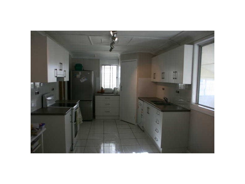 5 Reynolds Street, Bowen QLD 4805