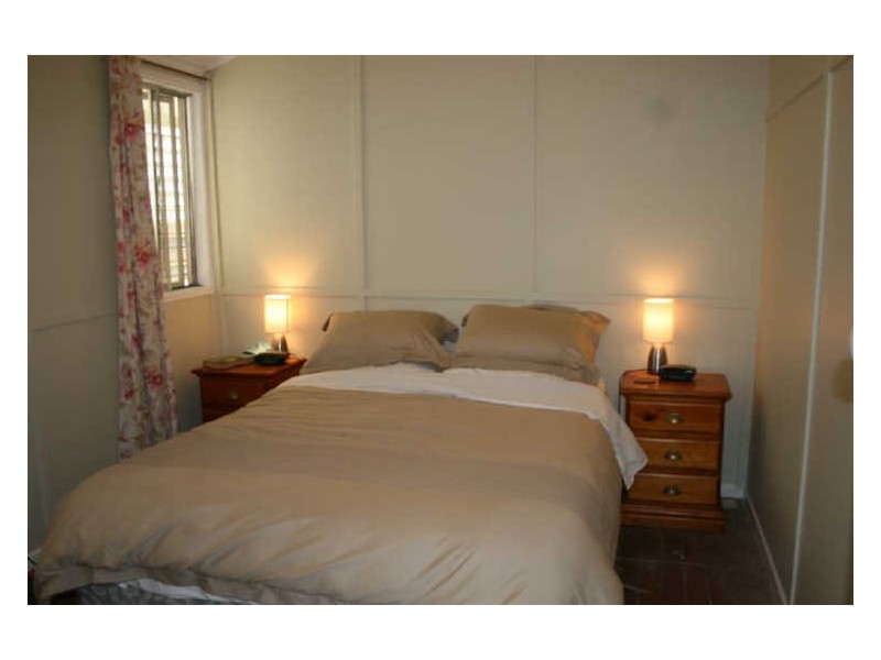 5 Reynolds Street, Bowen QLD 4805