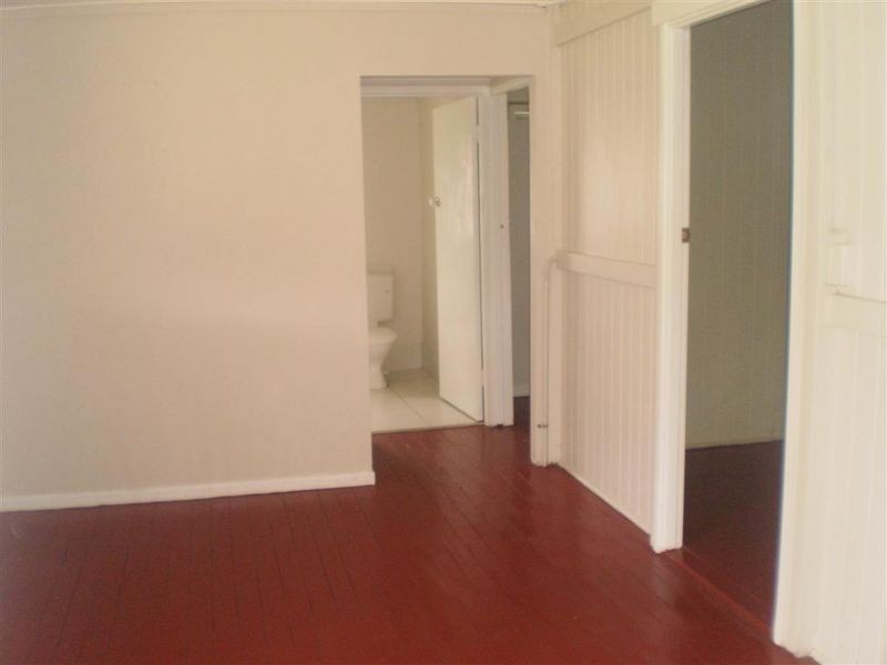 5 Reynolds Street, Bowen QLD 4805