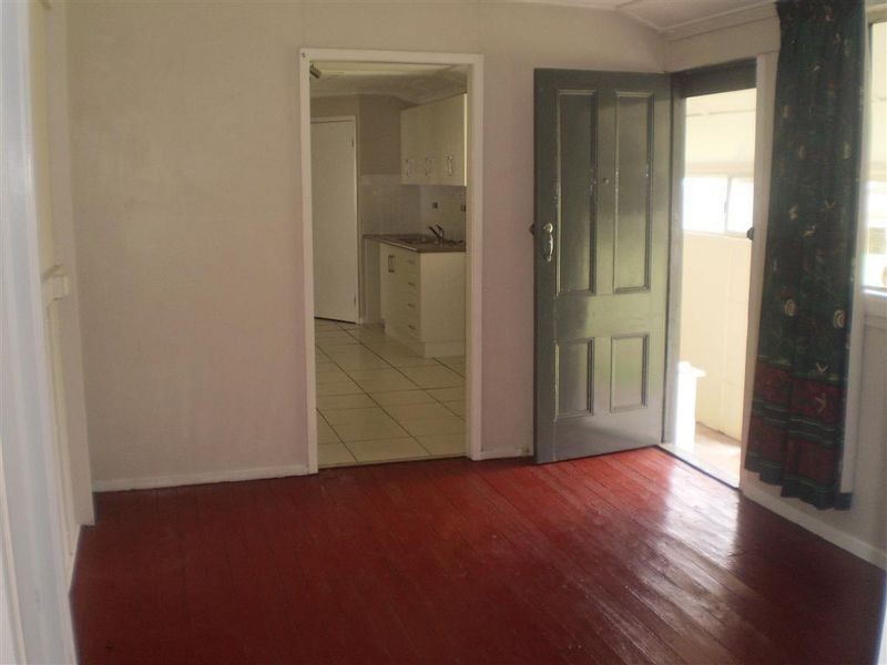 5 Reynolds Street, Bowen QLD 4805