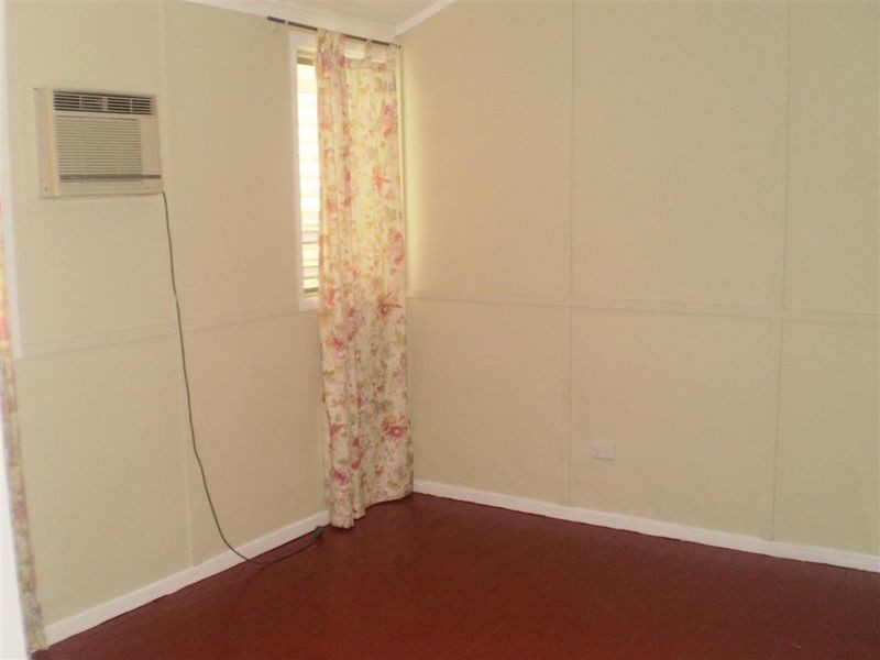 5 Reynolds Street, Bowen QLD 4805