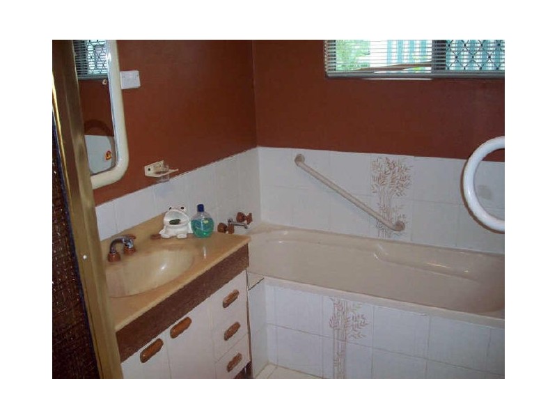 43 West Lane, Bowen QLD 4805