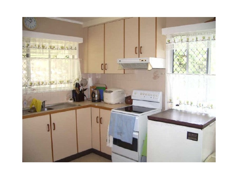 14 Lascelles Lane, Bowen QLD 4805