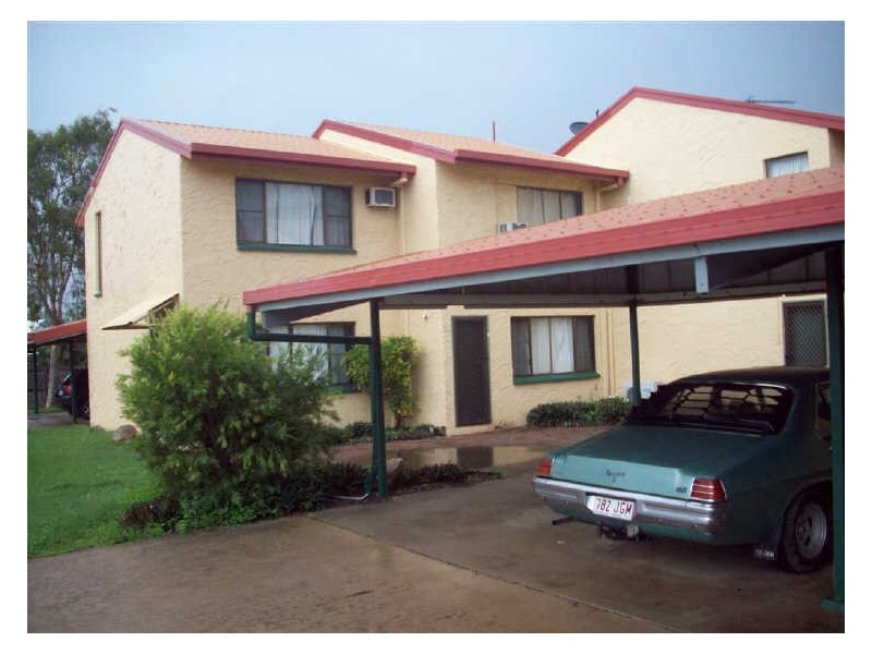 2/2A Powell Street, Bowen QLD 4805