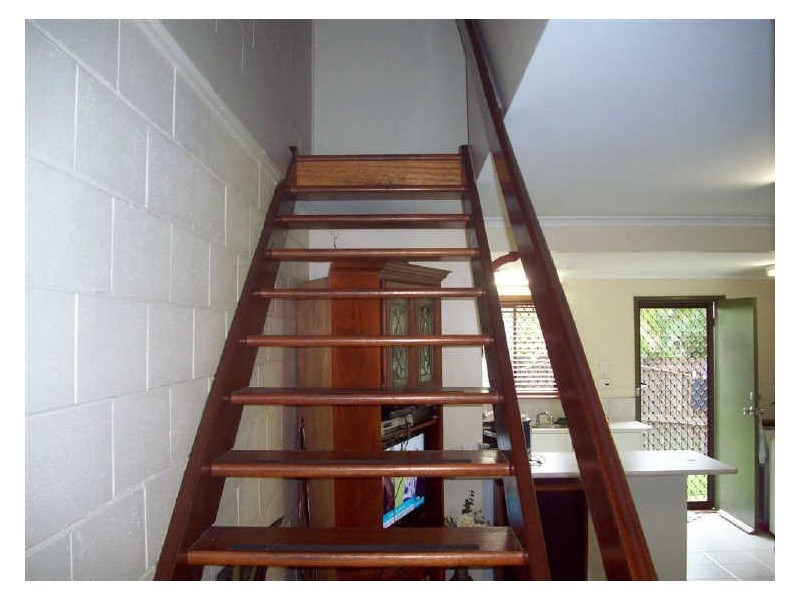 2/2A Powell Street, Bowen QLD 4805