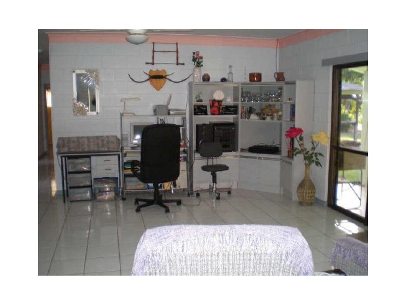 59 Flemington Road, Bowen QLD 4805