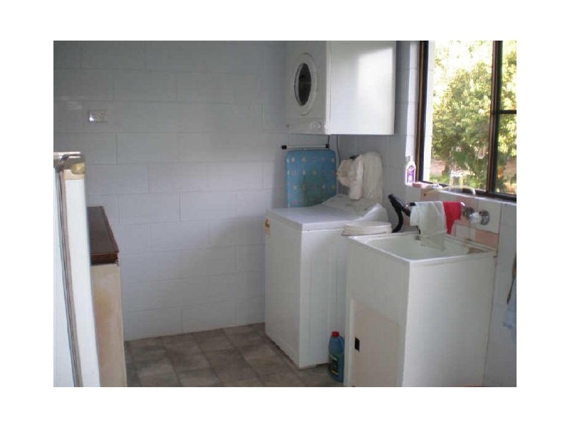 59 Flemington Road, Bowen QLD 4805
