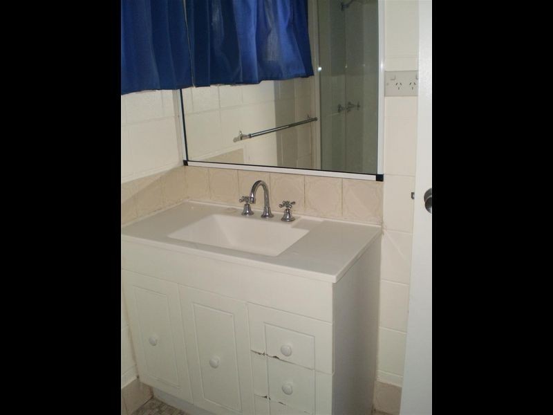 3/57 Poole Street, Bowen QLD 4805