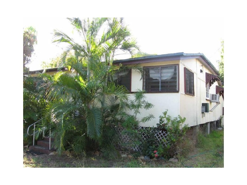 70 Field Street, Bowen QLD 4805