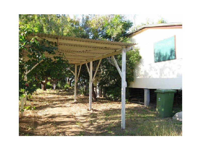 70 Field Street, Bowen QLD 4805