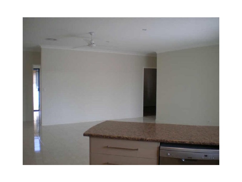 2 Lexington Court, Bowen QLD 4805