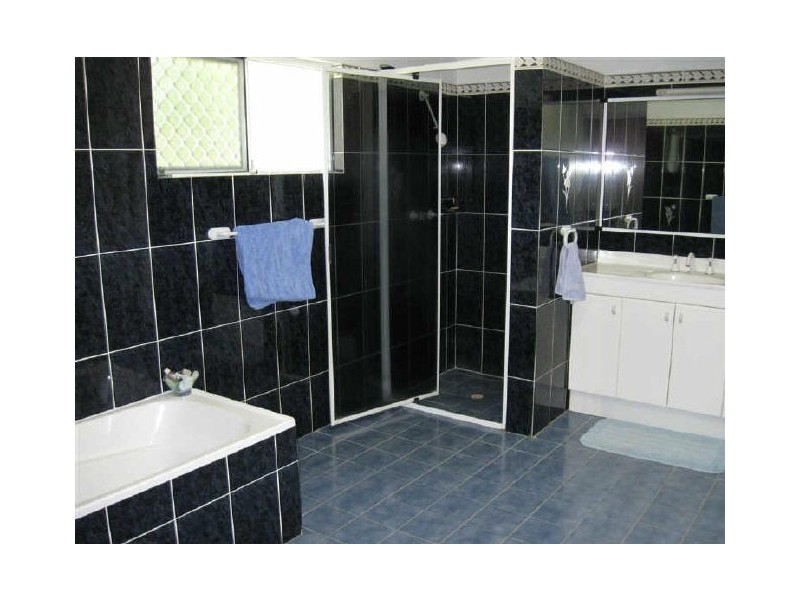3 Oak Crescent, Bowen QLD 4805