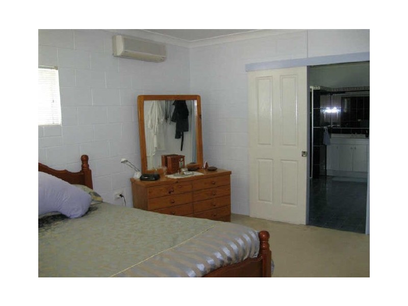 3 Oak Crescent, Bowen QLD 4805