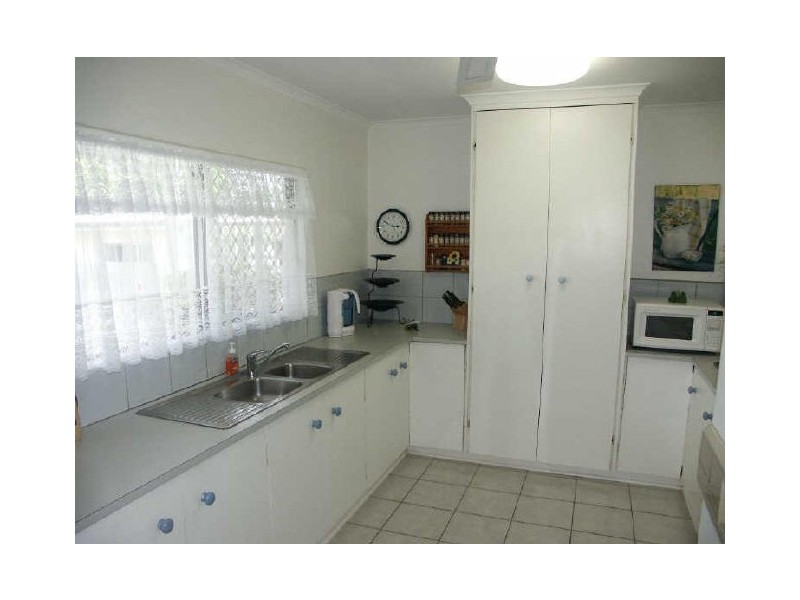 2 Clement Street, Bowen QLD 4805