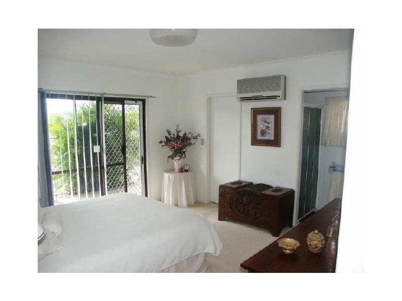 2 Clement Street, Bowen QLD 4805