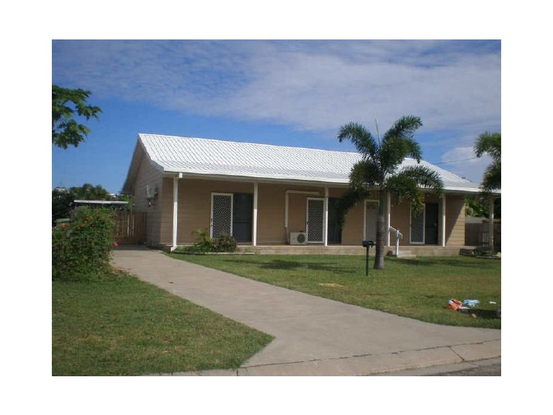 2 Clement Street, Bowen QLD 4805