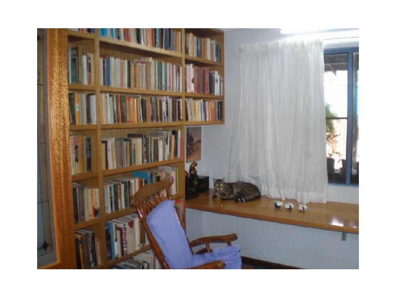 15 Thomas Street, Bowen QLD 4805