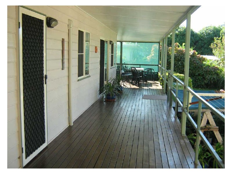 32 Murroona Street, Bowen QLD 4805