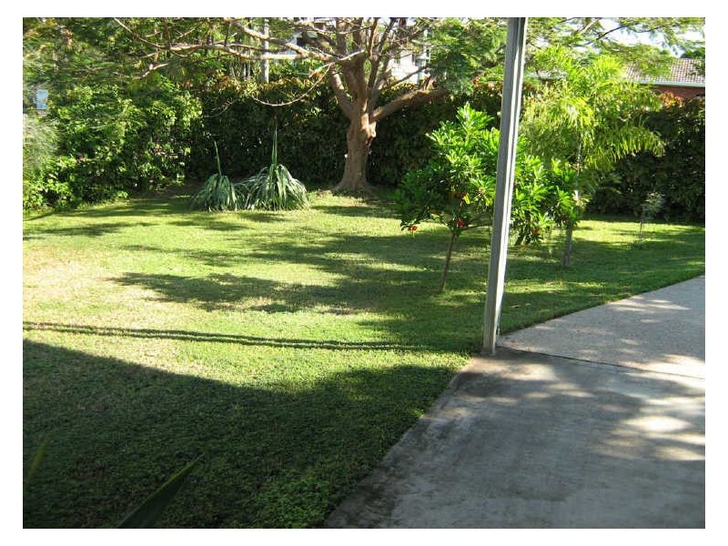32 Murroona Street, Bowen QLD 4805
