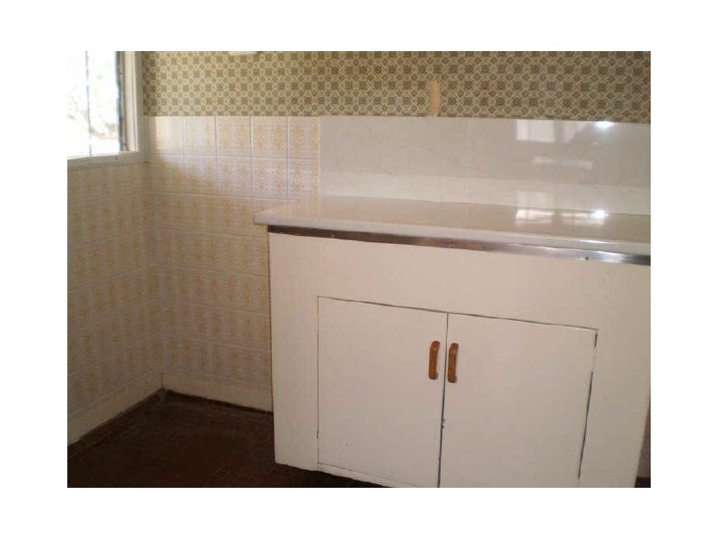 3 Rayner Street, Bowen QLD 4805