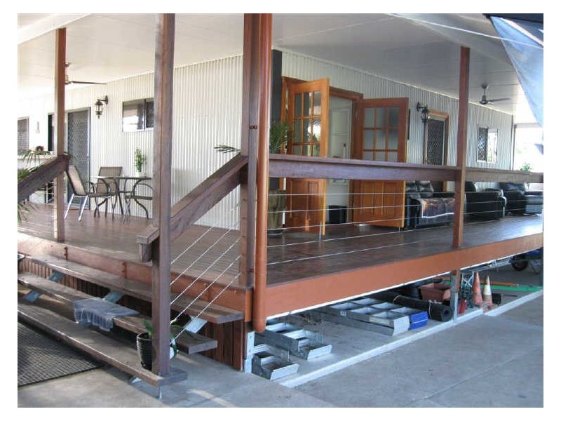 1 Fairway Street, Collinsville QLD 4804