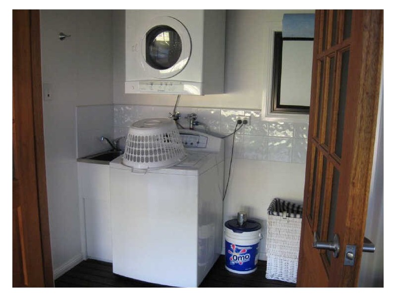 1 Fairway Street, Collinsville QLD 4804