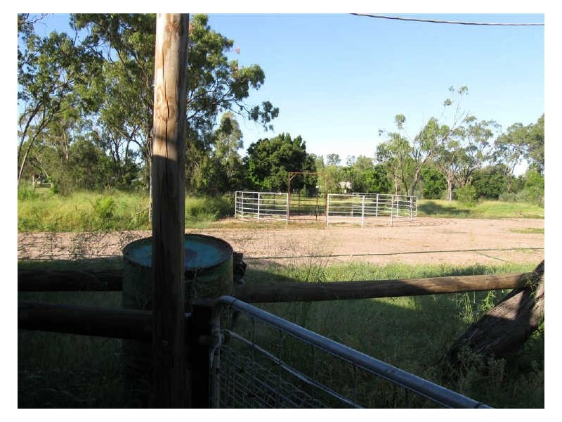 1 Fairway Street, Collinsville QLD 4804