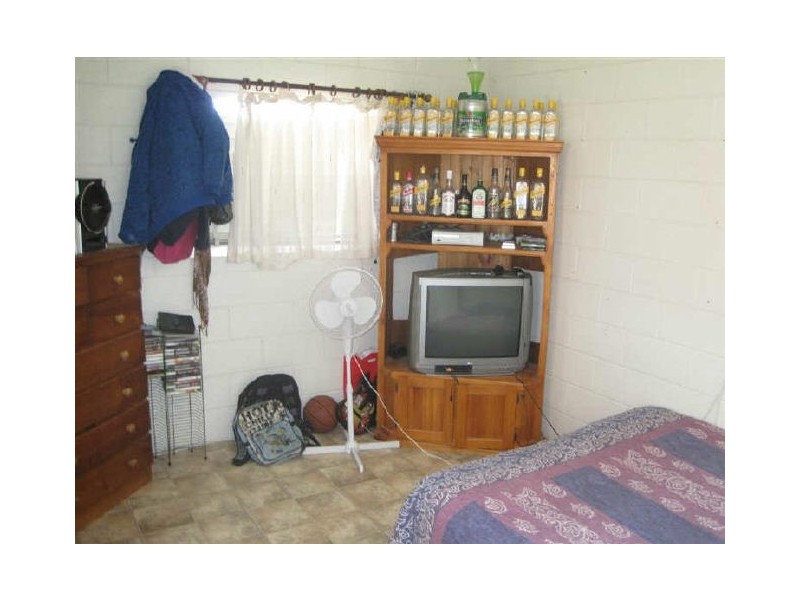 11 Brisbane Street, Bowen QLD 4805