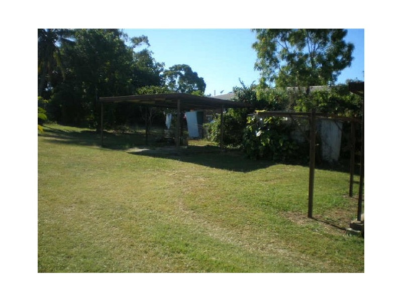 9 Queens Road, Bowen QLD 4805