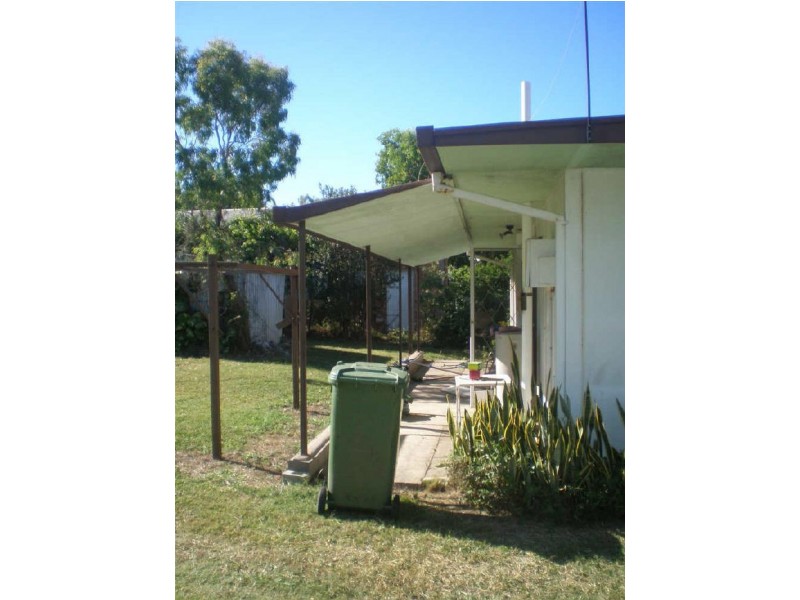 9 Queens Road, Bowen QLD 4805