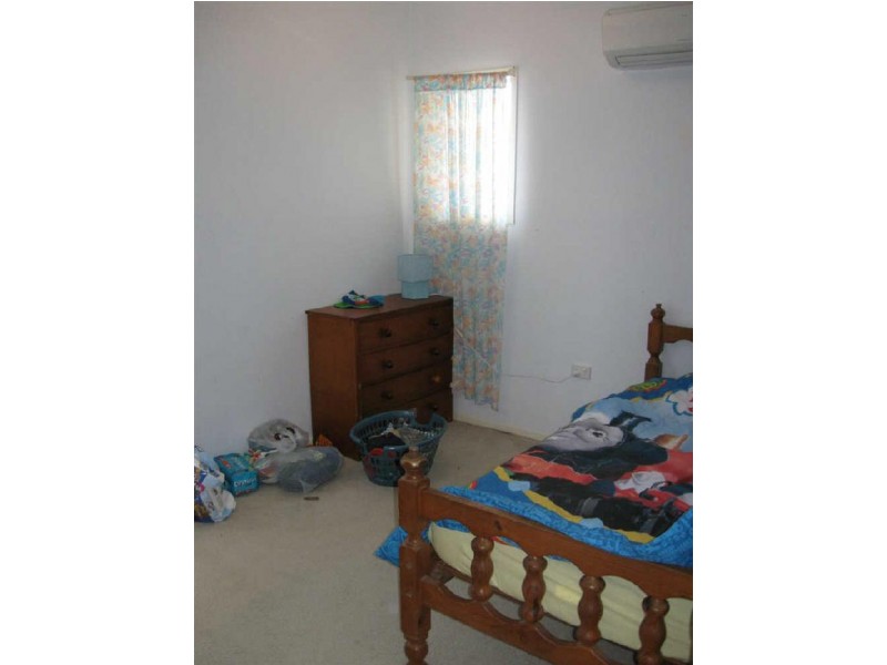 2/28 Sinclair Street, Bowen QLD 4805