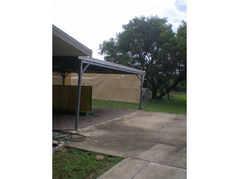118 Powell Street, Bowen QLD 4805