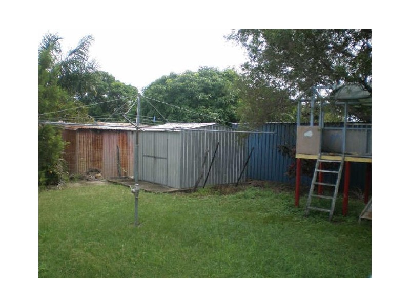 118 Powell Street, Bowen QLD 4805